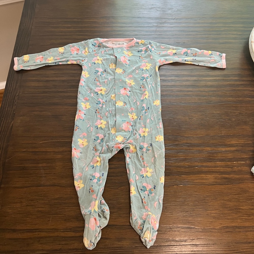 Magnetic Me 6-9mo